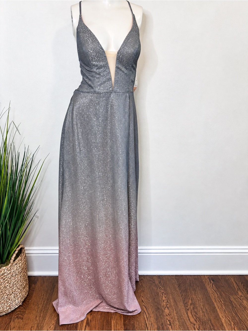 Dave & Johnny Silver Ombre Glitter Prom Dress Gown Size 11/12 NWT